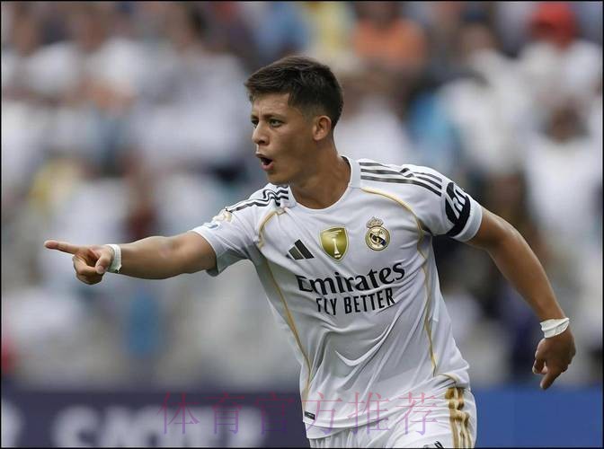 TA：皇马冬窗不太可能引援 阿拉巴在明夏离队